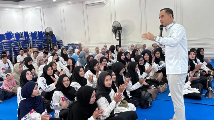 Kisah Sukses Alumni Unival Dede Rohana dan Lian Firman