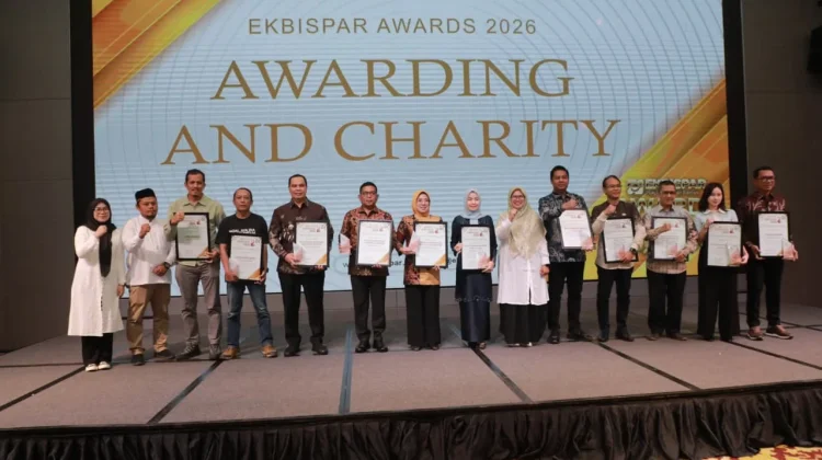 Bupati Lebak Raih Ekbispar Award 2026