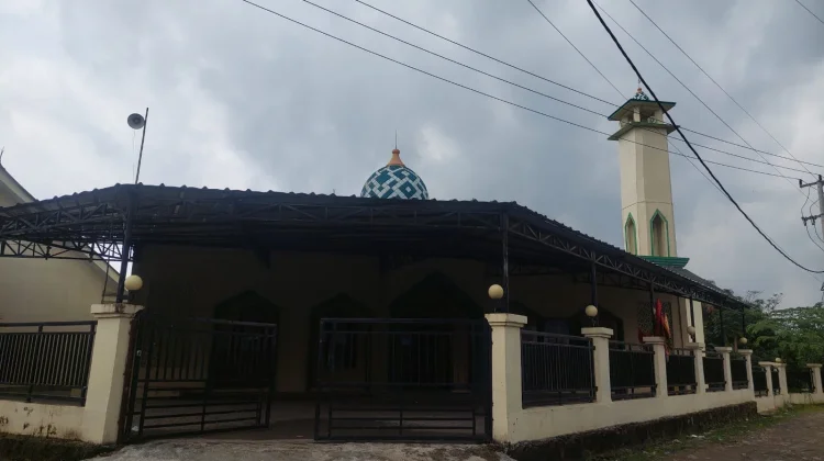 Masjid Ar-Rohim, Jejak Islam yang Tenggelam di Waduk Karian