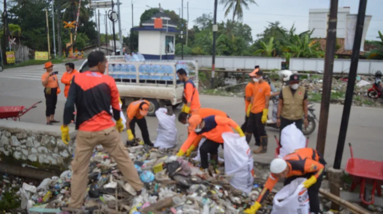 Cegah Bannir, BPBD Banten Kampanyekan Program Bubur Sumsum