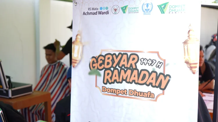 Dompet Dhuafa Banten Borong Dagangan UMKM di Gebyar Ramadan