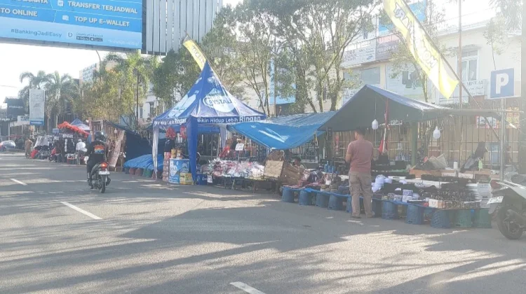 Penjualan Peci saat Ramadan di Barata Lebak Menurun