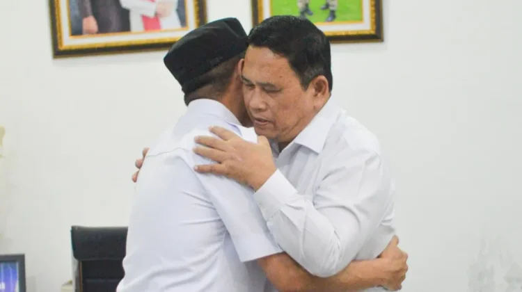 Akhiri Perseteruan, Hasbi dan Amir Sepakat Berdamai