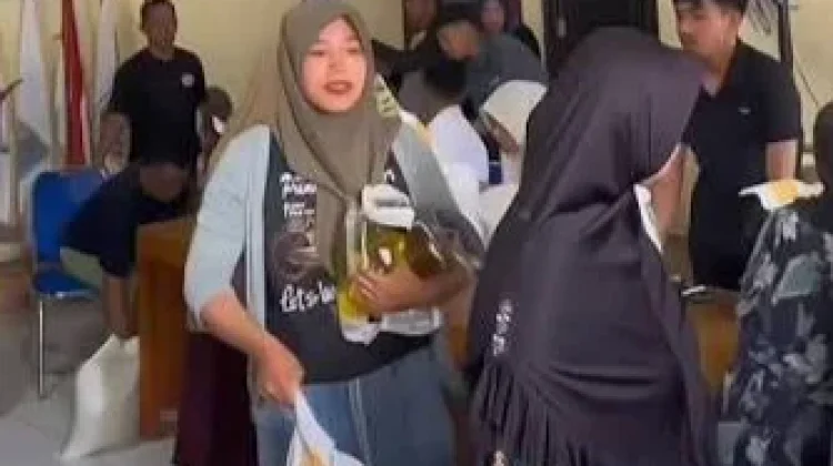 Bulog Lebak Salurkan Bantuan Pangan Warga