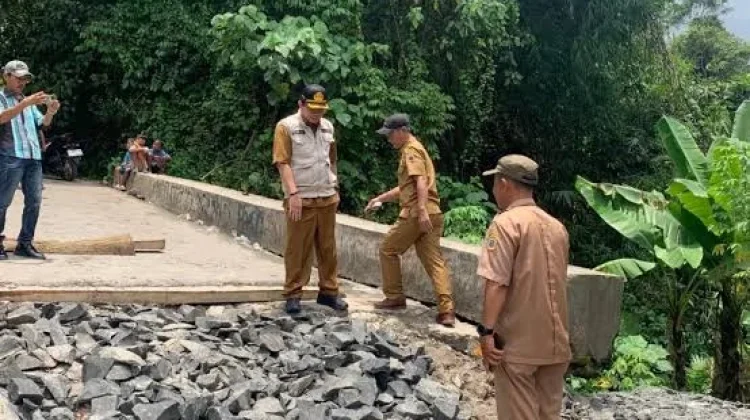 Pemkab Lebak Percepat Betonisasi Jalan Tahun Ini