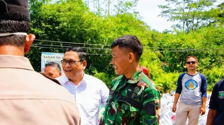 Wabup Lebak Tinjau Kerja Bakti Cipanas