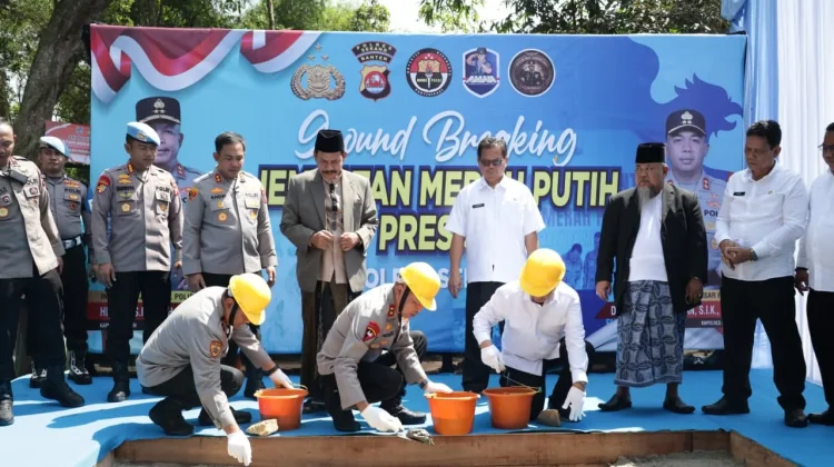 Kapolda Letakan Batu Pertama Pembangunan Jembatan Merah Putih Presisi