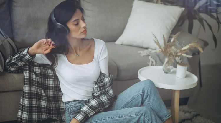 Alasan Musik Tertentu Bisa Mengingatkan Kenangan Lama