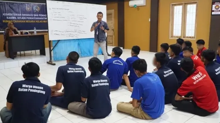 Puluhan Warga Binaan Rutan Pandeglang Ikuti Program PKBM