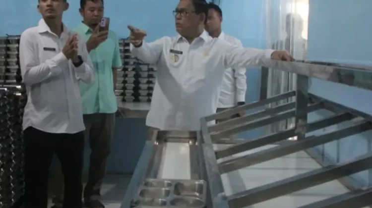Wabup Lebak Tinjau SPPG dan Puskesmas Baros