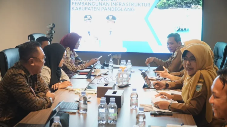 Tak Punya Anggaran, Bupati Minta Bappenas Bangun Infrastruktur di Pandeglang