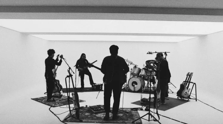 The People Of The Sun Rilis Kontemplasi Penuh Refleksi