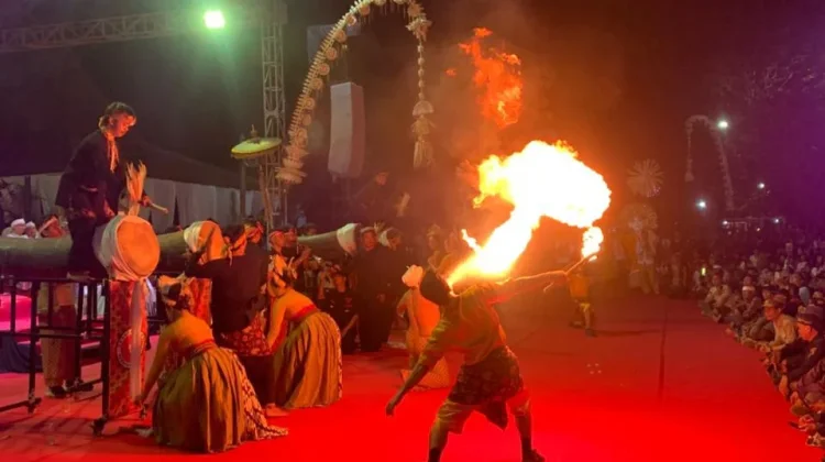 Rampak Bedug Pandeglang Pukau KD saat Kirab Budaya Tatar Sunda