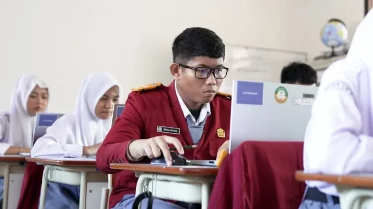 Bukan Nilai Akademik, Anak Miskin Diprioritaskan Jadi Peserta Sekolah Rakyat
