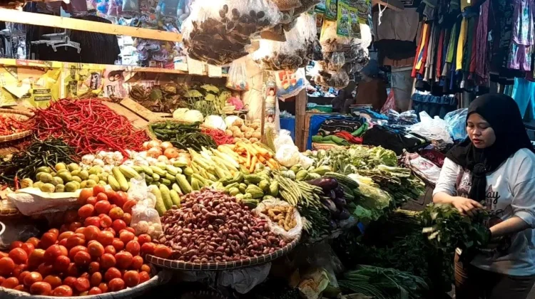 Menjelang Iduladha Harga Cabe dan Bawang di Pandeglang Naik Dua Kali Lipat