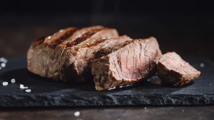 Tip Rahasia Daging Panggang Sirloin Ala Chef Restoran