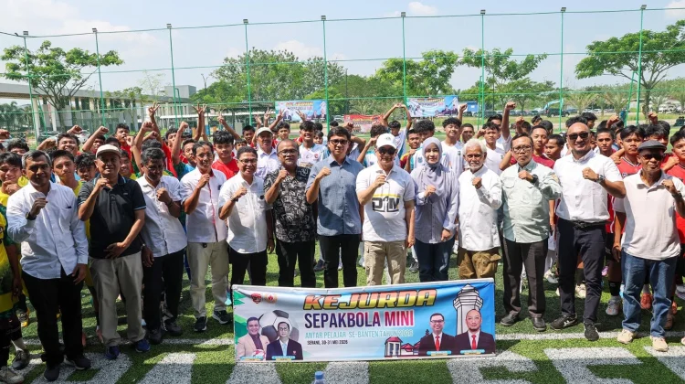 Wagub Dimyati Buka Kejurda Sepakbola Mini Pelajar Banten