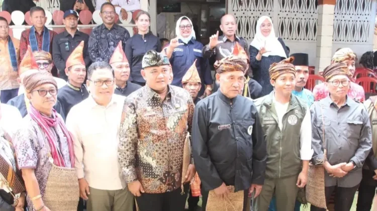 Menhut Luncurkan Roadmap Percepatan Hutan Adat Nasional