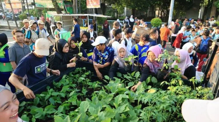 Hari Lingkungan Hidup, Ratusan Sekolah Adiwiyata Tangerang Sedekahkan Sampah
