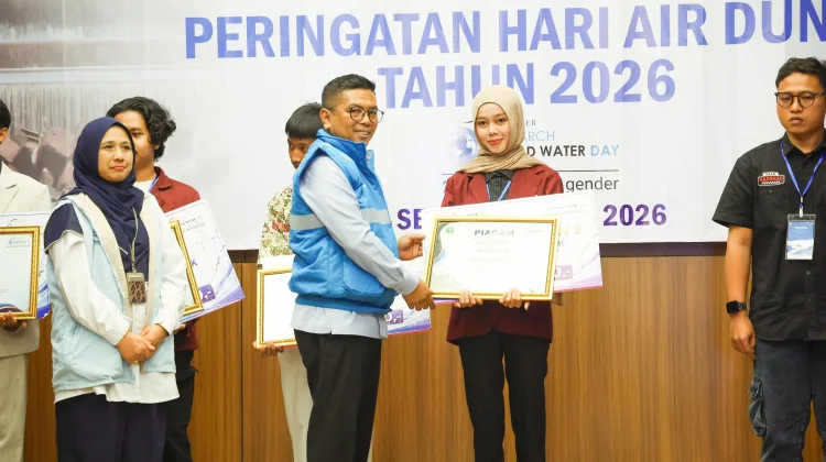 Andra Soni Serahkan Penghargaan Pemenang Lomba Film Pendek Hari Air Sedunia 2026