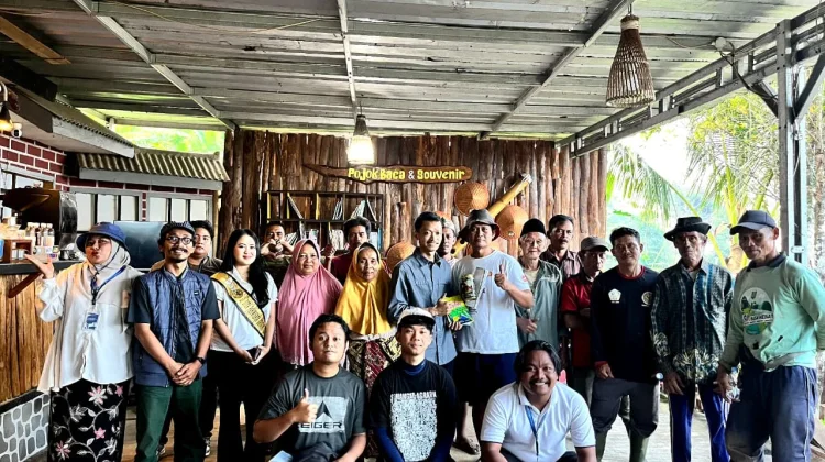 Perpustakaan Jagaraksa Jadi Ruang Dialog Kegelisahan Petani