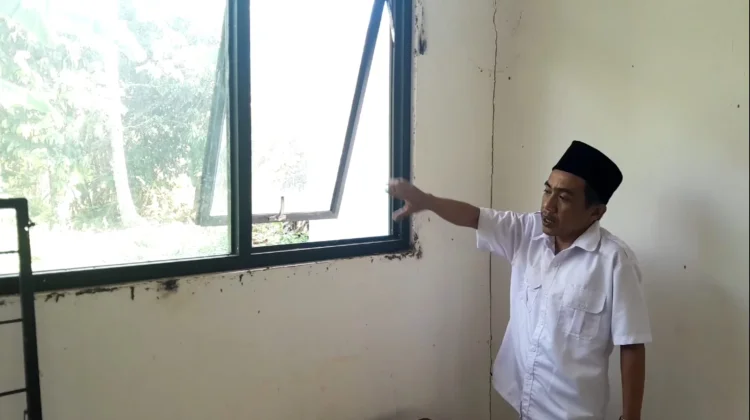 Dibobol Maling, Fasilitas Belajar Siswa SMK Azzahra Nusantara Pandeglang Hilang