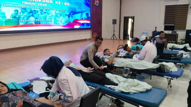 Polda Banten Gelar Khitanan Massal, Donor Darah dan Bakti Kesehatan Gratis