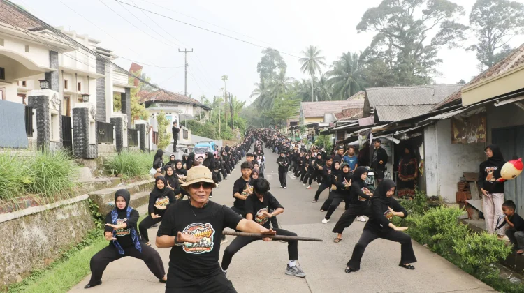 Dua Ribu Warga Meriahkan Gladi Festival Ciomas Ngabring 2026