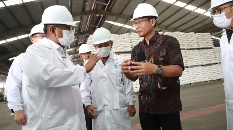 Gubernur Tumbuhkan Jiwa Enterpreneur Masyarakat Melalui Peternakan