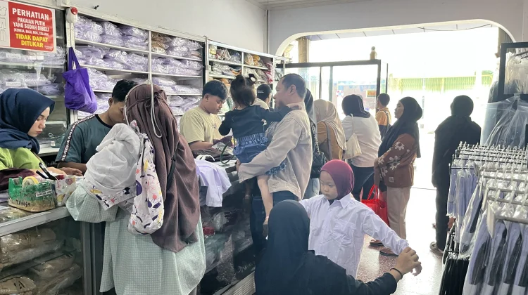 Tahun Ajaran Baru, Penjualan Seragam Sekolah di Serang Naik 10 Persen