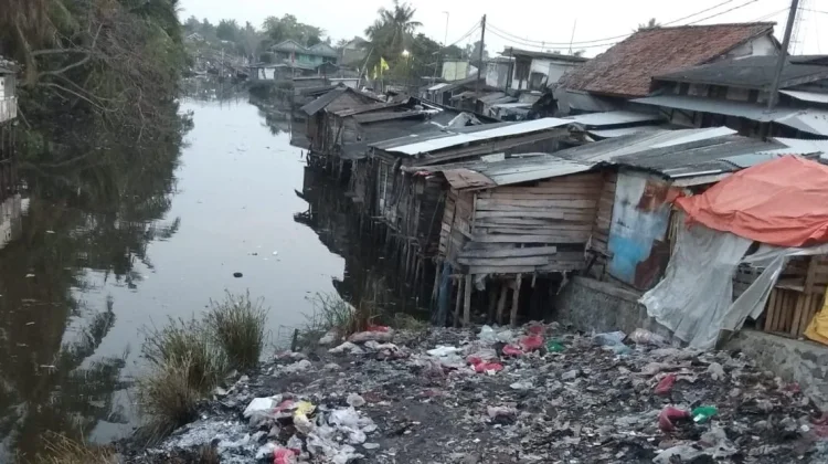 Kasemen Perluas Pembangunan MCK untuk Hapus Praktik BABS