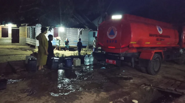 Mulai Kekeringan, Santri di Patia Pandeglang Krisis Air Bersih