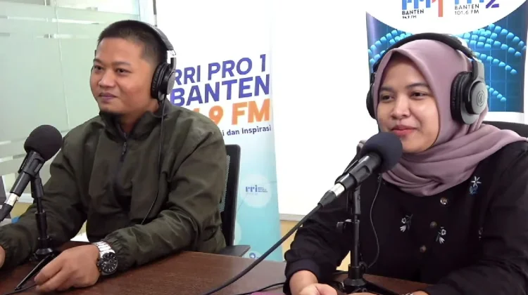 Pasangan Muda Bangun Bisnis dari Dapur Rumah