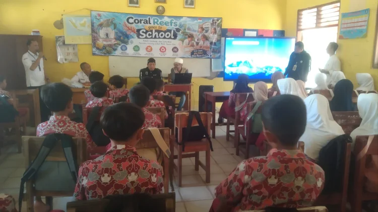 Disela MPLS, Siswa SDN Banyuasih 1 Pandeglang Diajak Jaga Terumbu Karang