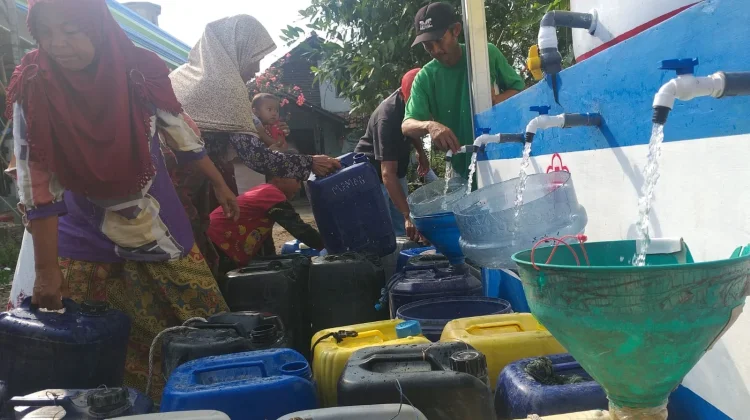 Belum Terlayani PAM, 351 KK di Kasemen Andalkan Bantuan Air Bersih dari BPBD