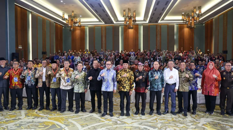 Gubernur Tegaskan Komitmen Dukung Pemberdayaan UMKM dalam Raker APPSI