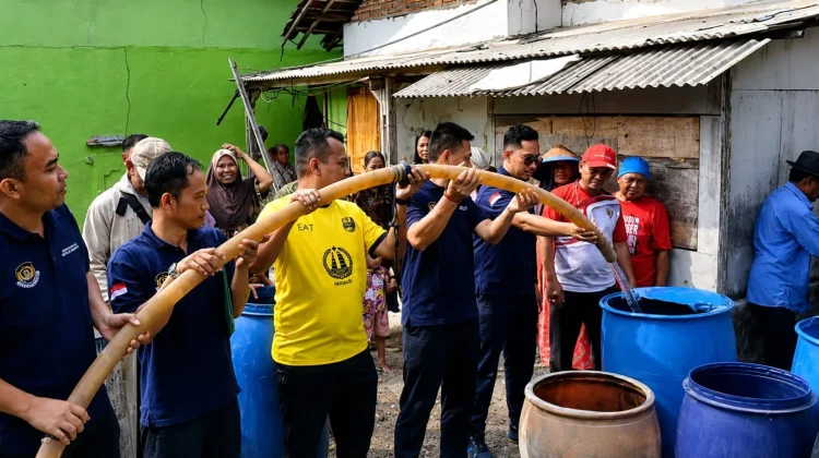 Imigrasi Serang Salurkan Air Bersih Bagi Warga Terdampak Kekeringan