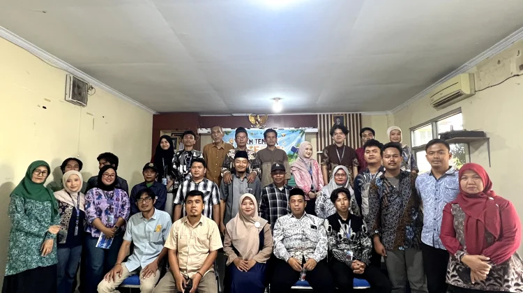 Membatasi Gadget, Membuka Ruang Anak untuk Gemar Membaca