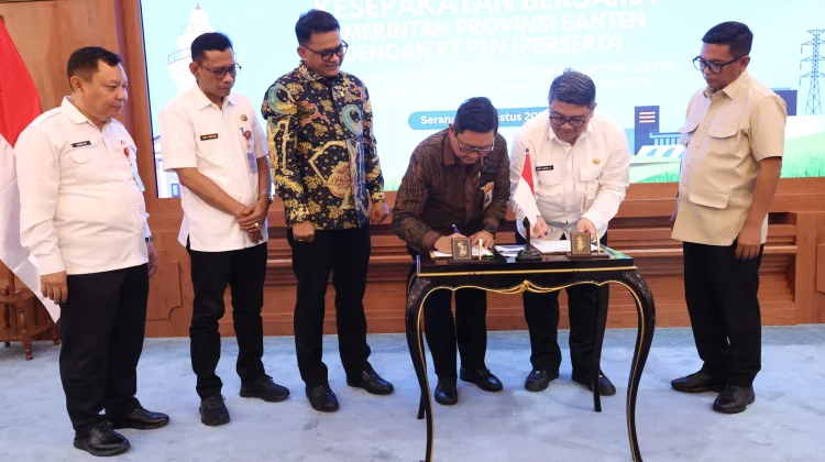 Gubernur dan PLN Perkuat Sinergi Pasokan Listrik untuk Dukung Investasi