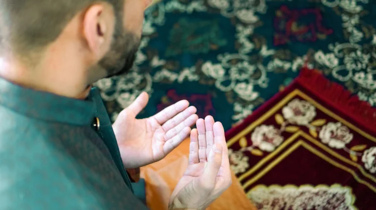 Doa dan Zikir Perkuat Benteng Perlindungan