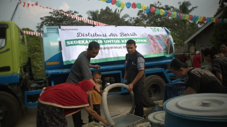 Dompet Dhuafa Salurkan 8.000 Liter Air di Juhut