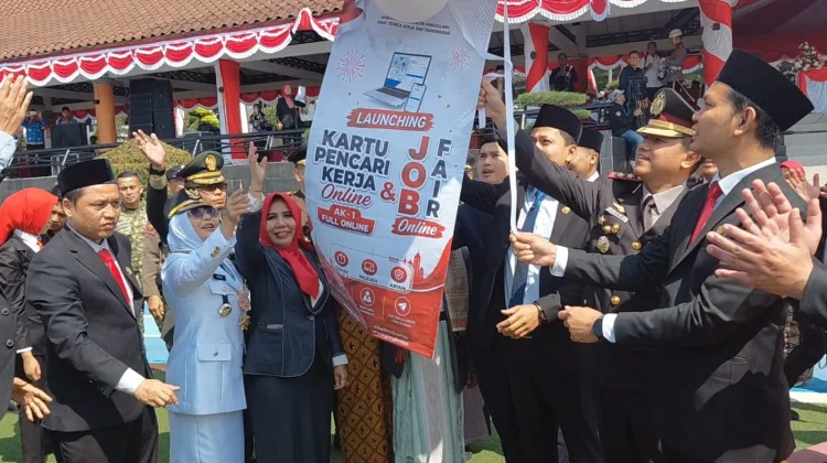 Pemkab Pandeglang Luncurkan Aplikasi Fitur Kartu Kuning dan Job Fair Online