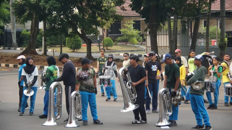 Marching Band SMPN 103 Jakarta Timur Bawa Semangat Pitung ke Istana Negara