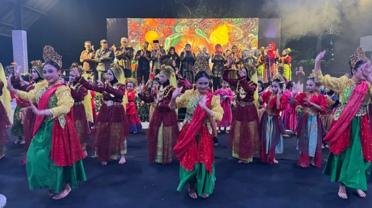 Hotel Aston Serang Angkat Budaya Banten dalam Perayaan Kemerdekaan
