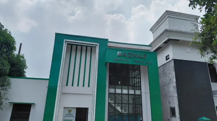 Baznas Pandeglang Baru Salurkan Dua RTLH