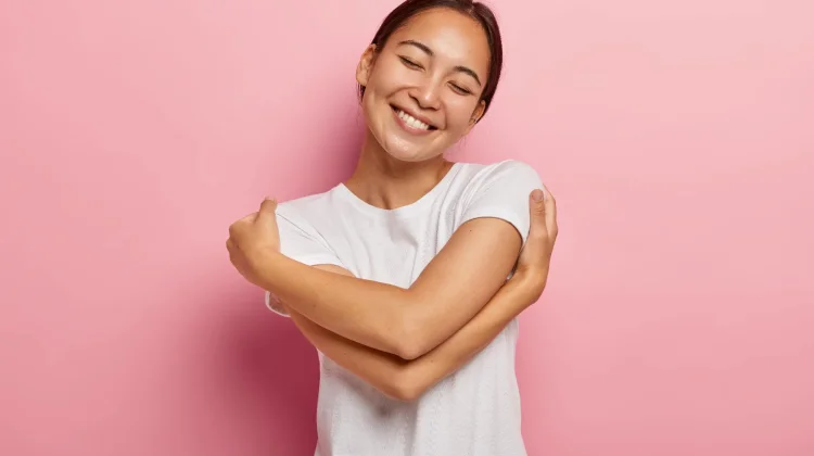 Mengenal Butterfly Hug, Teknik Menjaga Kestabilan Emosi