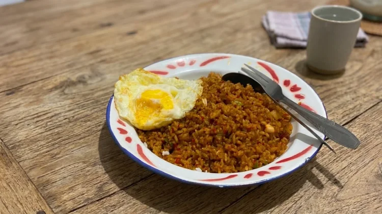 Resep Nasi Goreng Padang Pedas dan Kaya Rempah