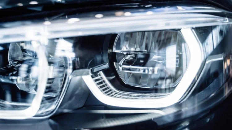 Lampu DRL Buat Mobil Lebih Mudah Terlihat di Jalan