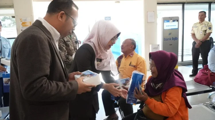 Hari Pelanggan Nasional, Bupati Pandeglang Dorong Peningkatan Kualitas Layanan
