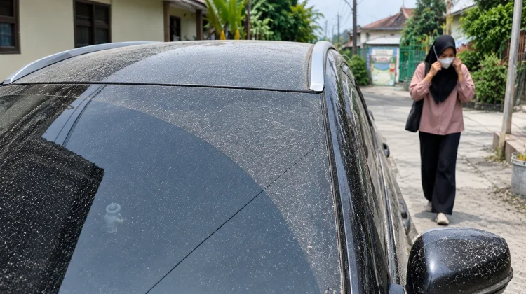 Dampak Erupsi GAK Mulai Terasa, Warga Kota Serang Diminta Waspada